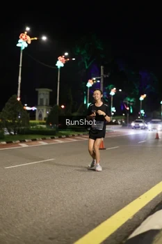 Runner Photo 4282754