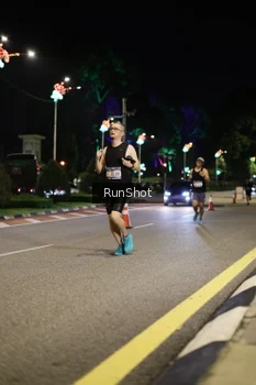 Runner Photo 4282813