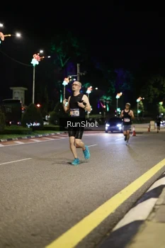 Runner Photo 4282817