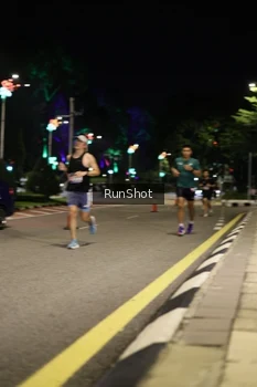 Runner Photo 4282819