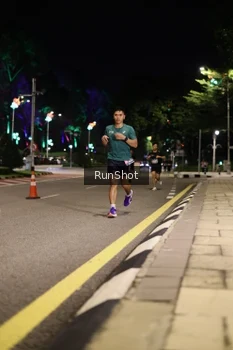 Runner Photo 4282821