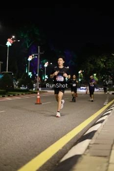 Runner Photo 4282842