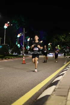 Runner Photo 4282853