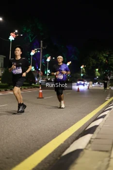 Runner Photo 4282873
