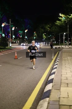 Runner Photo 4282886