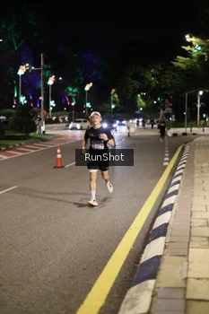 Runner Photo 4282896