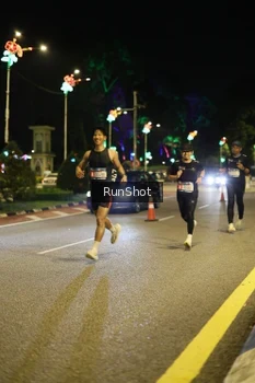 Runner Photo 4282945