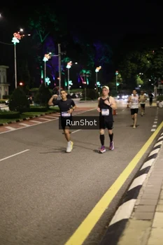 Runner Photo 4283002
