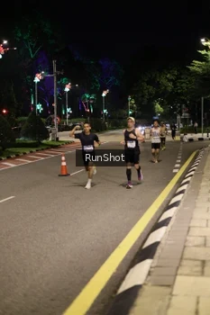 Runner Photo 4283004