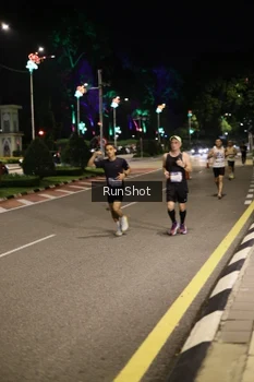 Runner Photo 4283010