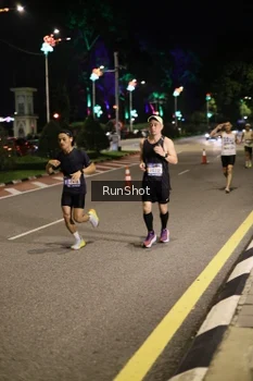 Runner Photo 4283016