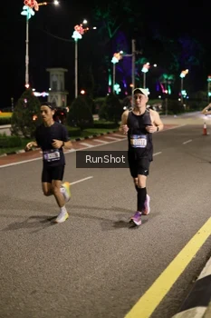 Runner Photo 4283017