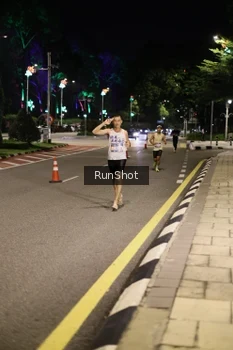 Runner Photo 4283018
