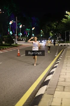 Runner Photo 4283037