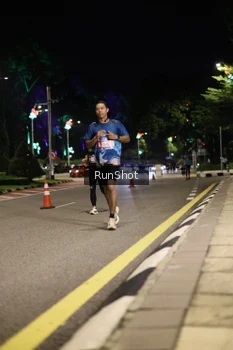 Runner Photo 4283050