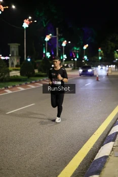 Runner Photo 4283059