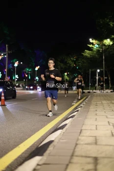 Runner Photo 4283101