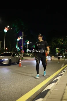 Runner Photo 4283134