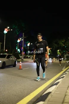 Runner Photo 4283136
