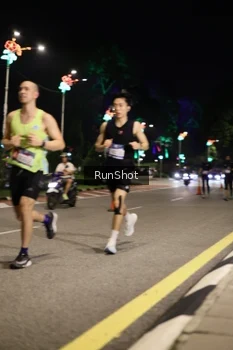 Runner Photo 4283164