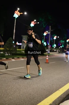 Runner Photo 4283177