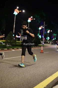 Runner Photo 4283178