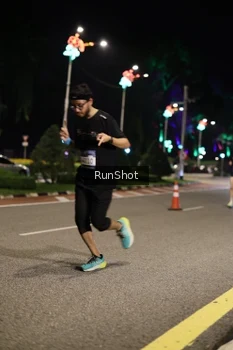 Runner Photo 4283184