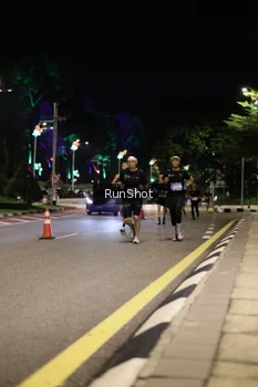 Runner Photo 4283225