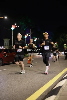 Runner Photo 4283240