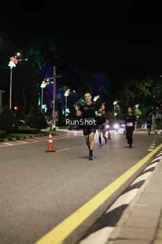 Runner Photo 4283248