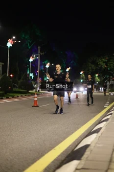Runner Photo 4283257