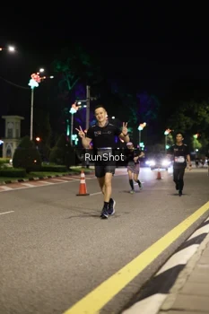 Runner Photo 4283262