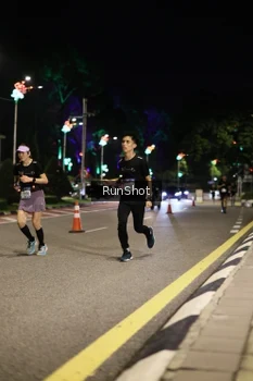 Runner Photo 4283283