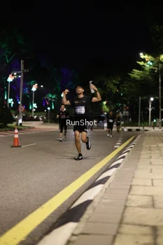Runner Photo 4283302