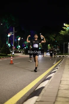 Runner Photo 4283303
