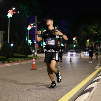 Runner Photo 4283311