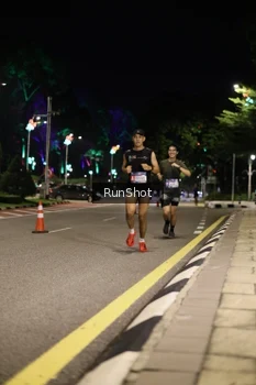 Runner Photo 4283349