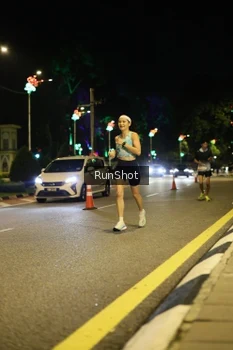 Runner Photo 4283369