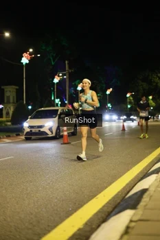 Runner Photo 4283372