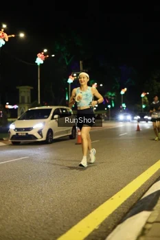 Runner Photo 4283378