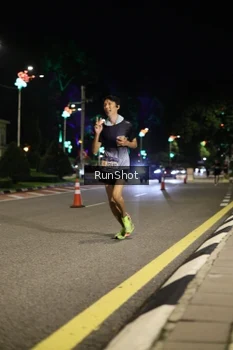 Runner Photo 4283385