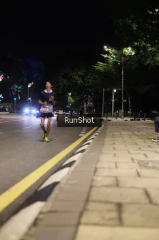 Runner Photo 4283386
