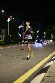 Runner Photo 4283387