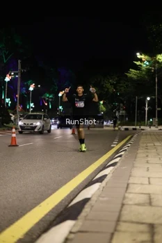 Runner Photo 4283393