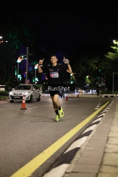 Runner Photo 4283399