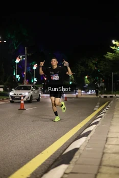 Runner Photo 4283414