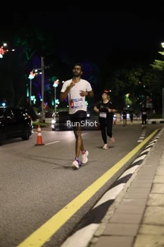 Runner Photo 4283415