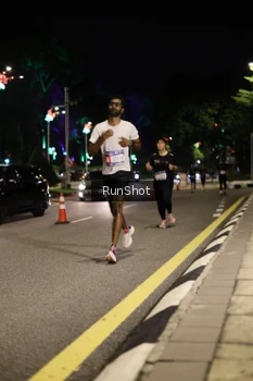 Runner Photo 4283416