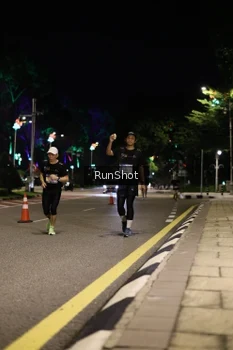 Runner Photo 4283432