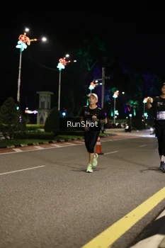 Runner Photo 4283436